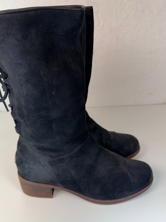 UGG Australia Black Leather Lace Back Mid Calf Boots Womens 8.5 Cozy Warm - Picture 6 of 15